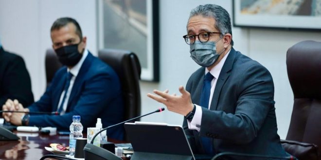 لجان مرور على الفنادق لبحث تداعيات الأزمة الروسية الأوكرانية على السياحة