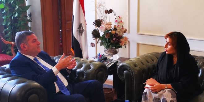 الإمارات تزيد استثماراتها في مصر .. توفيق يستعرض الفرص للسفيرة بالقاهرة