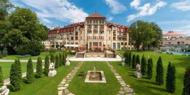 مستثمرون يقدمون مقترحات للاستفادة من مبادرة المركزي لتحول الفنادق للخضراء