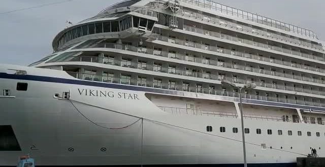 السفينة السياحية VIKING STAR تغادر بور سعيد على متنها 498 سائحاً