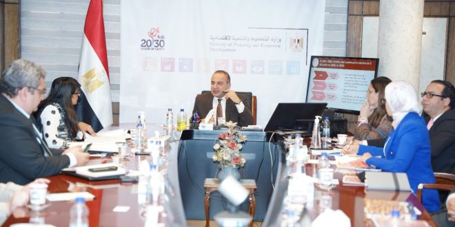 وفد البنك الدولي يبحث وضع العوائد الديموغرافية لمصر وتنمية الأسرة