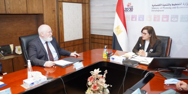 وزيرة التخطيط تعرض ملفات الاستثمار والتنمية على المفوضية الأوروبية