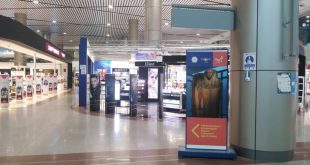 وزارة السياحة تروج للمتحف القومي للحضارة في مطار القاهرة