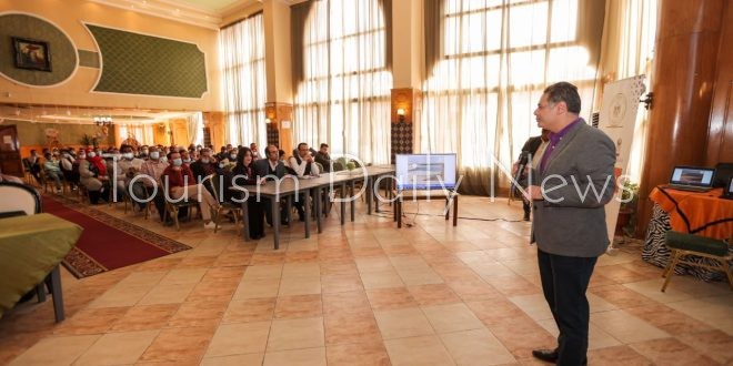 قوافل وزارة السياحة والآثار للتوعوية تنطلق إلى محافظة الفيوم