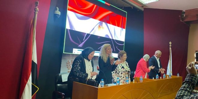 ندوة نقاشية عن "مؤتمر تغير المناخ" بالتعاون مع الأمم المتحدة بالقاهرة