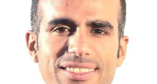 أيمن سعد بالمكتب الفني لوزير السياحة