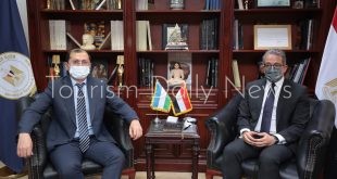 مصر واحدة من 3 مقاصد سياحية يفضلها السائح الأوزباكستاني والسفر إليها