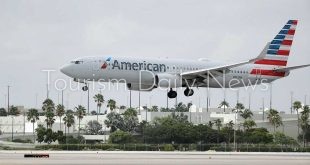 وزير النقل الأمريكي يطلب من شركات الطيران منع الاضطرابات أو الاستجابة لها