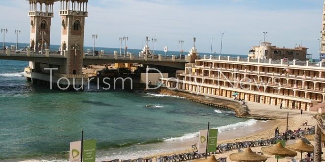 الإسكندرية تحتفل بعيدها القومي .. 42 فندقاً وأثار غارقة و11 معلماً سياحياً