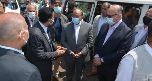 وزير التنمية المحلية يتفقد موقفى الألف مسكن وعبدالمنعم رياض