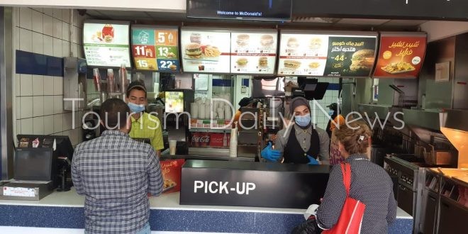 غرفة المطاعم تحذر من التهاون فى مواجهة كورونا وتشدد على غذاء صحى وسليم