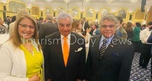 حواس للألمان : نبحث عن الملكة نفرتيتي في الأقصر ومقبرة إيمحتب بسقارة