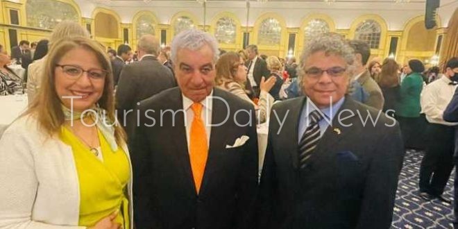 حواس للألمان : نبحث عن الملكة نفرتيتي في الأقصر ومقبرة إيمحتب بسقارة