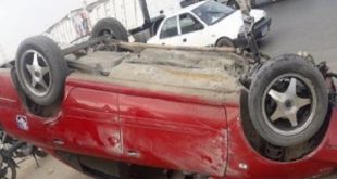 اصابة 3 أشخاص في انقلاب سيارة ملاكي بطريق الغردقة - غارب