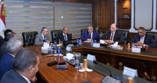 وزير الطيران : جودة الخدمات والارتقاء بالعنصر البشري في مقدمة الأولويات