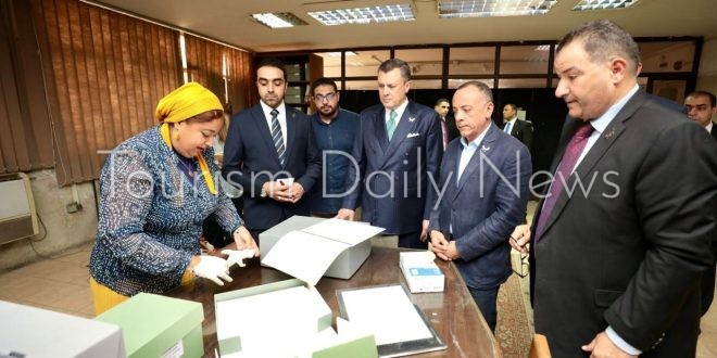 وزير السياحة والآثار في جولة بمقر الزمالك للتعرف على العاملين
