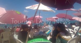 كاميرا تورزم ديلي نيوز علي شواطئ الإسكندرية وتغيب الاطفال عن ذويهم بكثرة