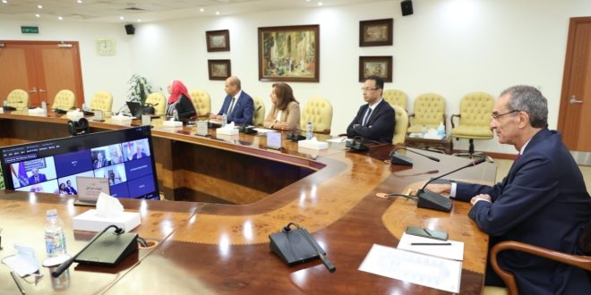 الدكتور عمرو طلعت وزير الاتصالات وتكنولوجيا المعلومات
