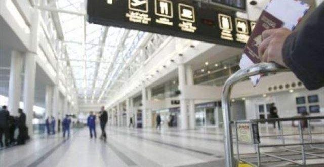 الطيران المدني وتعميم جديد .. رسم خروج على المسافرين بالدولار في لبنان