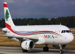 السلطات اللبنانية تعلن فرض رسوم على المسافرين جواً أو بحراً بالدولار