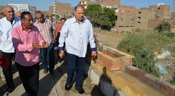 محافظ أسيوط يتابع تطوير طريق دير درنكة ضمن مسار محطات رحلة العائلة المقدسة