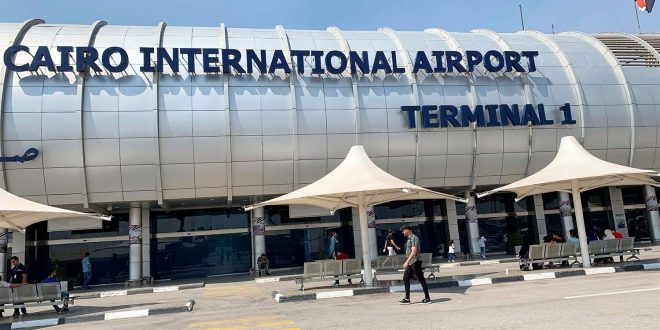 مطار القاهرة