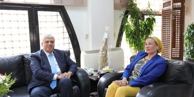 وزيرا التعليم العالى والبيئة يبحثان استعدادات مصر لمؤتمر تغير المناخ COP27