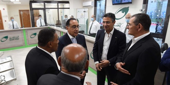 رئيس الوزراء يتفقد مكتب بريد سيدي عبد الرحمن