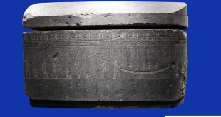 تابوت حور ويجا إن ثو .. تعاويذ لحماية المتوفى وصور للمعبودات