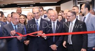 طلعت يفتتح المقر الجديد لشركة فودافون للخدمات الدولية (VOIS) بالإسكندرية