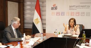 التحطيط تبحث مشاكل مبادرة تأهيل رائدات الأعمال في الحرف اليدوية