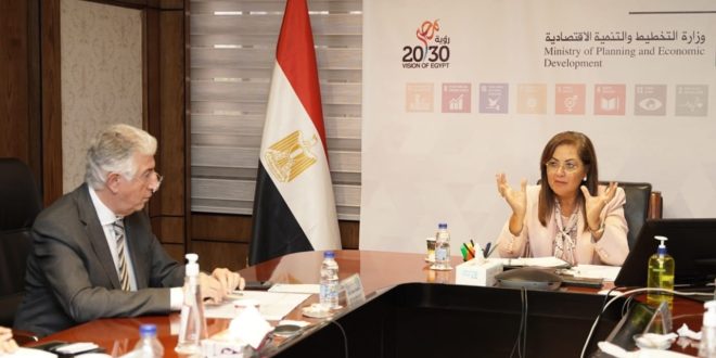 التحطيط تبحث مشاكل مبادرة تأهيل رائدات الأعمال في الحرف اليدوية