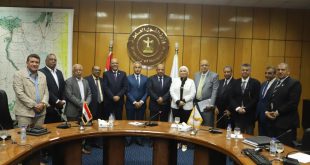 وزيرا القوى العاملة وقطاع الأعمال يستمعان لمخاوف النقابات العمالية