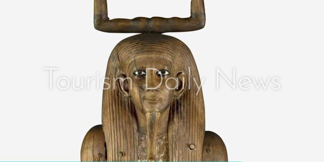 علامة " كا" تُمثل المعبود آتوم يحتضن شو وتفنوت ليوهب لهما الحياة