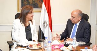 قطاع الأعمال والتخطيط يبحثان الترويج للفرص الاستثمارية بالشركات التابعة