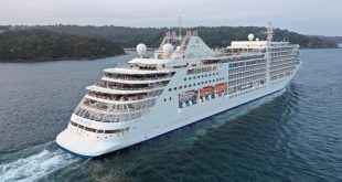 الباخرة السياحية سليفر سيا ترسو بميناء سوسة وعلى متنها 444 سائحا