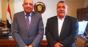 قطاع الأعمال : تطوير الشركات وتحسين إدارة الاستثمارات وتنمية مهارات العمال