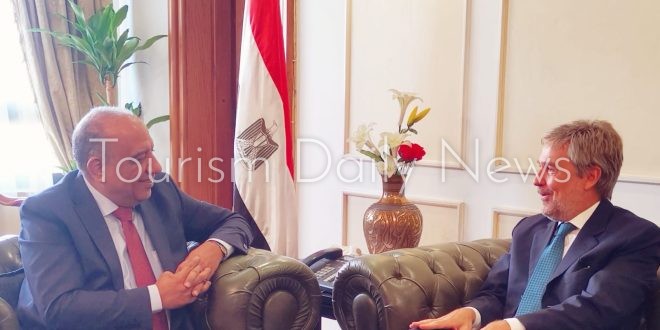قطاع الأعمال يعرض الفرص الاستقمارية في مصر على السفير الإيطالي بالقاهرة