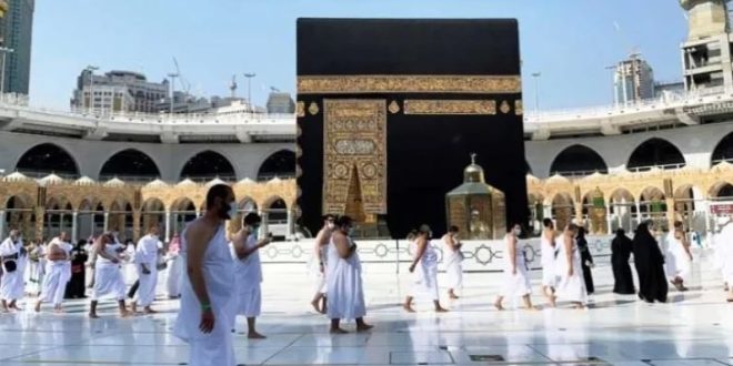 الجزائر تسمح لوكالات السياحة الراغبة في تنظيم العمرة التسجيل وسحب الشروط