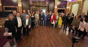 سفير مصر لدى كندا يروج للسياحة ويزور تورونتو