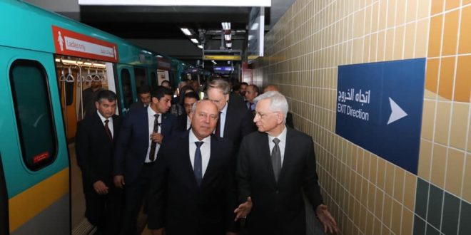 بدء التشغيل التجريبي للخط الثالث للمترو من محطة العتبة للكيت كات بالركاب