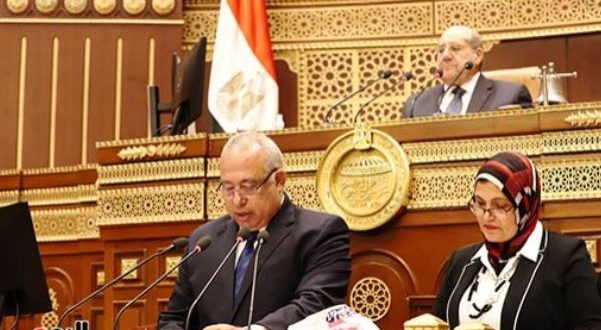 بدء الجلسة العامة لمجلس الشيوخ لمناقشة تقنين أوضاع مخالفات البناء والتصالح