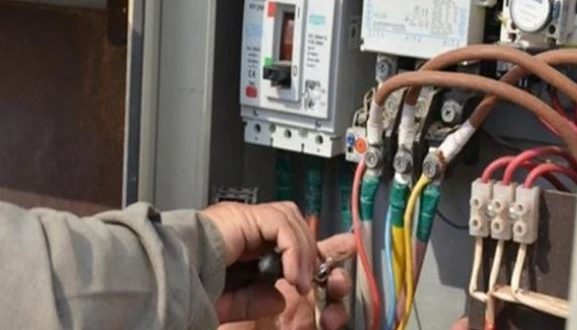 انقطاع الكهرباء عن 8 مناطق في شرق وغرب ووسط الإسكندرية