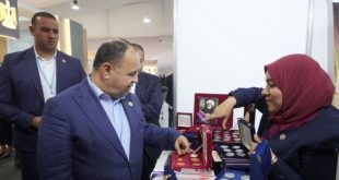 معيط في جولة ميدانية بمعرض «سك العملة» بالمنطقة الخضراء في شرم الشيخ