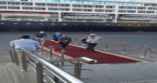 ميناء سفاجا يستقبل السفينة السياحية Azamara Quest وعلى متنها 617 سائحاً