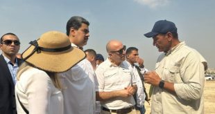 أهرامات الجيزة والمتحف المصري بالتحرير يستقبلان رئيس دولة فنزويلا وأسرته