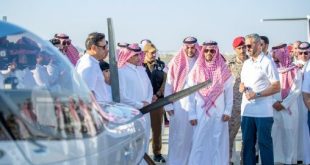 عروض للطيران الشراعي بمشاركة 5 طيارين سعوديين في نادي الأحساء