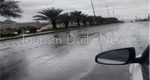 سقوط أمطار على مرسى علم ومدن جنوب البحر الأحمر