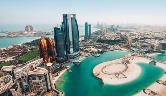 177 مليار درهم مساهمة القطاع السياحي في الناتج المحلي الإجمالي للإمارات