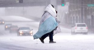 العواصفة الشتوية تضرب الولايات المتحدة وكندا وتعطل حركة الطيران و12 وفاة